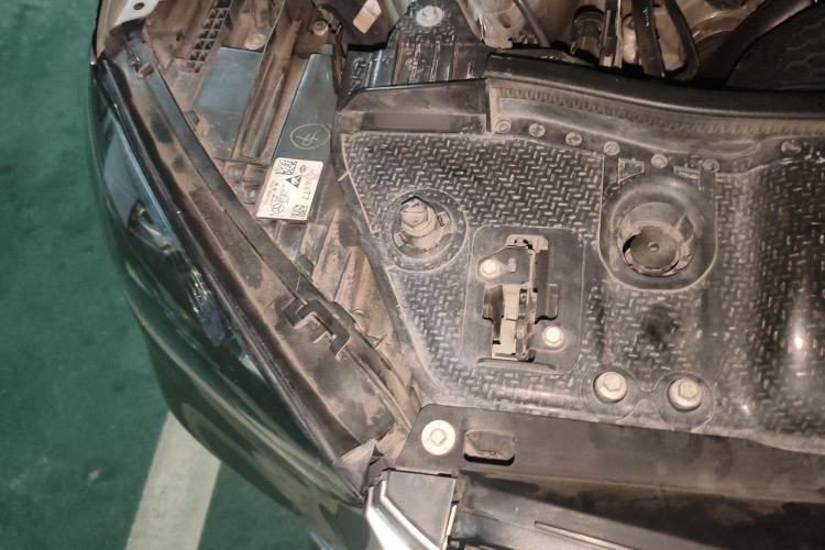 Used Mercedes-Benz GLE 2020 GLE 350 4MATIC Fashion Model Engine Bay Right