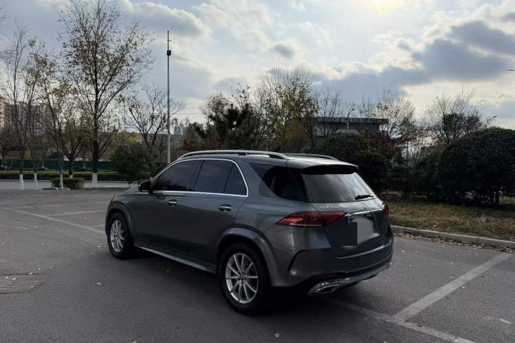 Used Mercedes-Benz GLE 2020 Restyled GLE 350 4MATIC Fashion Edition Exterior 3