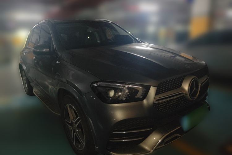 Used Mercedes-Benz GLE 2020 Restyled GLE 450 4MATIC Luxury Edition Front Right 45 Deg