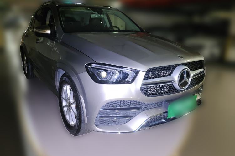 Used Mercedes-Benz GLE 2020 GLE 350 4MATIC Fashion Model Front Right 45 Deg