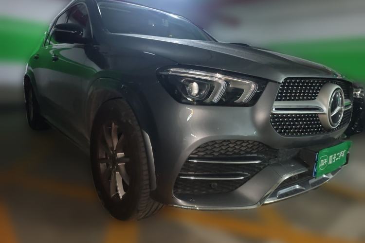Used Mercedes-Benz GLE 2020 Restyled GLE 350 4MATIC Fashion Edition Special Version Front Right 45 Deg