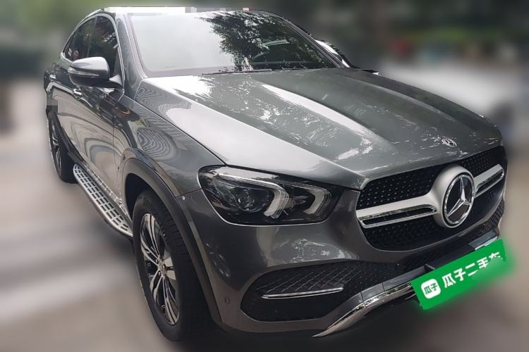 Used Mercedes-Benz GLE 2020 GLE 450 4MATIC Stylish Model Front Right 45 Deg