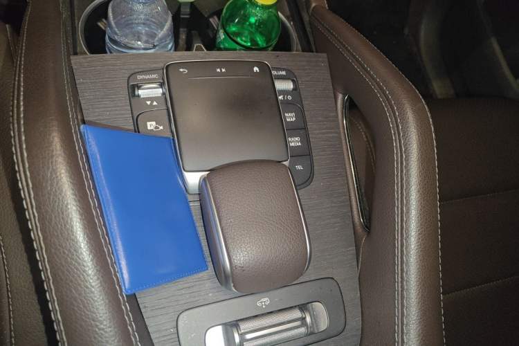 Used Mercedes-Benz GLE 2020 Restyled GLE 450 4MATIC Luxury Edition Gear Lever