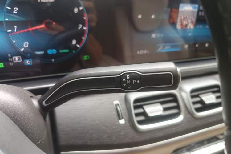 Used Mercedes-Benz GLE 2020 GLE 450 4MATIC Stylish Model Gear Lever