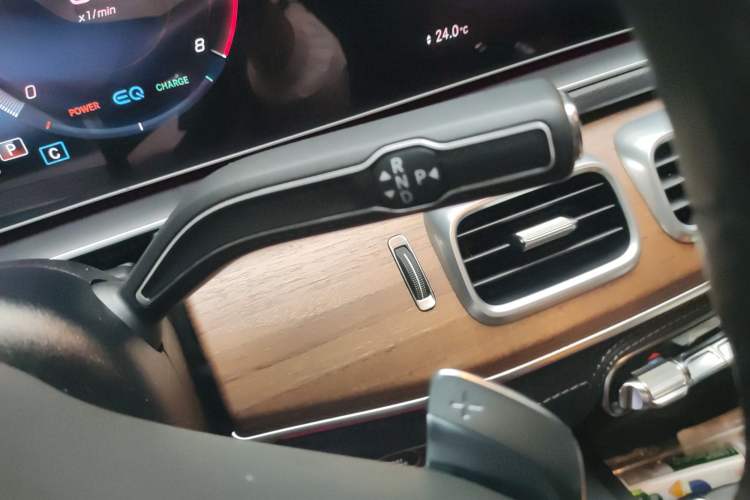 Used Mercedes-Benz GLE 2020 GLE 450 4MATIC Stylish Model Gear Lever