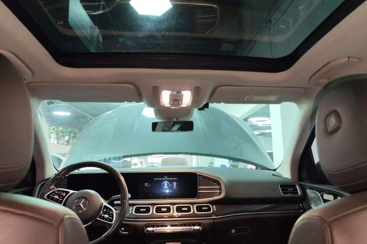 Used Mercedes-Benz GLE 2020 GLE 350 4MATIC Fashion Model Headliner