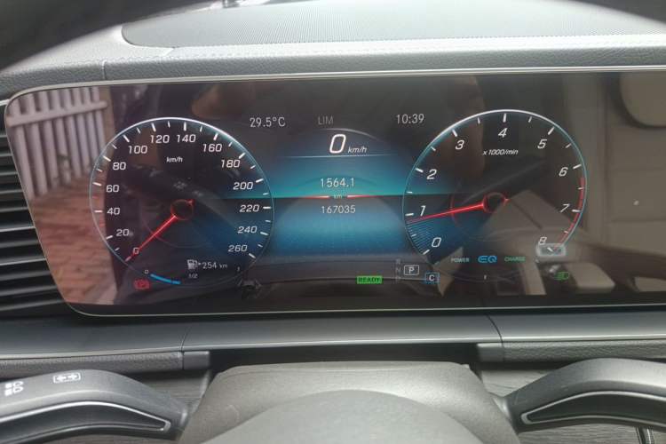 Used Mercedes-Benz GLE 2020 GLE 450 4MATIC Stylish Model Instrument Cluster