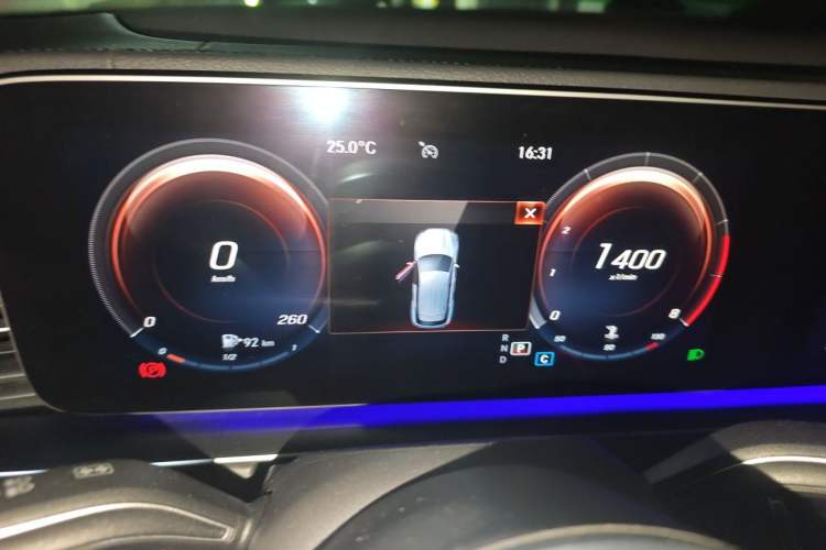 Used Mercedes-Benz GLE 2020 Restyled GLE 350 4MATIC Fashion Edition Special Version Instrument Cluster