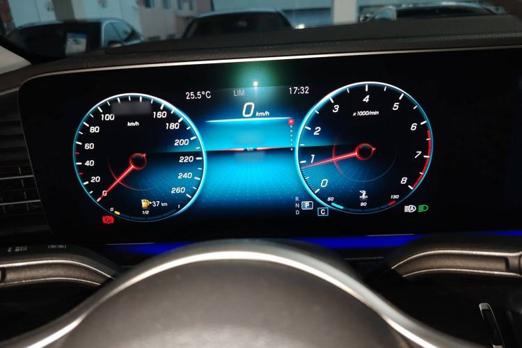 Used Mercedes-Benz GLE 2020 Restyled GLE 350 4MATIC Fashion Edition Instrument Cluster