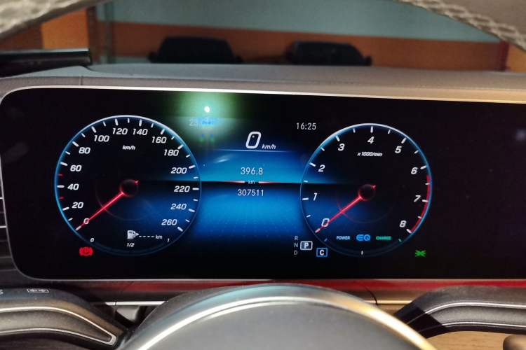 Used Mercedes-Benz GLE 2020 GLE 450 4MATIC Stylish Model Instrument Cluster