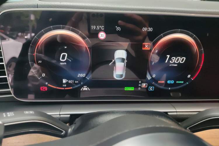 Used Mercedes-Benz GLE 2020 GLE 450 4MATIC Stylish Model Instrument Cluster