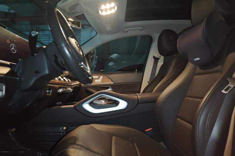 Used Mercedes-Benz GLE 2020 GLE 350 4MATIC Luxury Model Left Front Seat