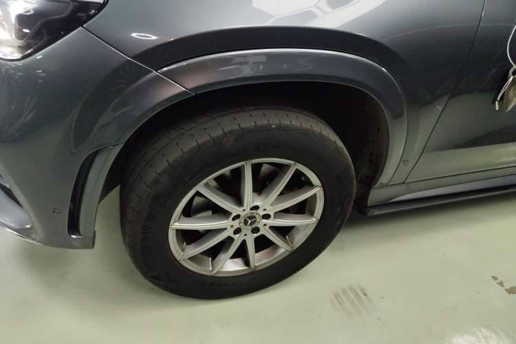 Used Mercedes-Benz GLE 2020 GLE 350 4MATIC Fashion Model Left Front Wheel Hub