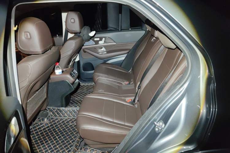Used Mercedes-Benz GLE 2020 Restyled GLE 350 4MATIC Fashion Edition Left Rear Seat
