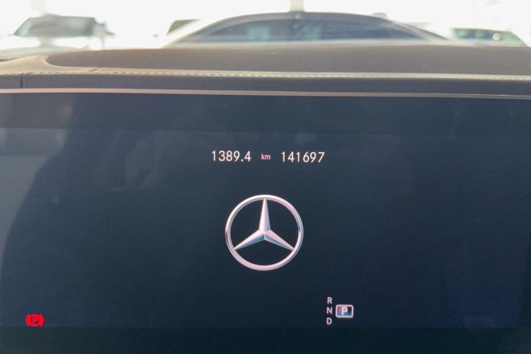 Used Mercedes-Benz GLE 2020 Restyled GLE 350 4MATIC Fashion Edition Odometer Close Up