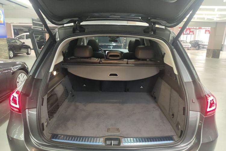 Used Mercedes-Benz GLE 2020 Restyled GLE 350 4MATIC Fashion Edition Trunk