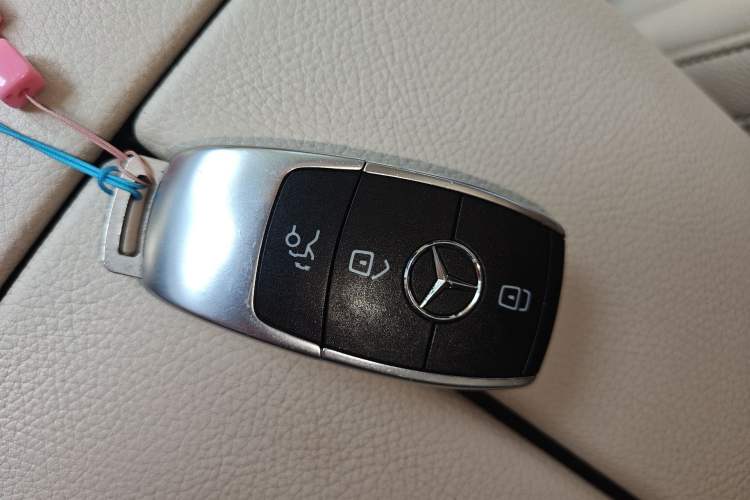 Used Mercedes-Benz GLE 2020 GLE 450 4MATIC Stylish Model Vehicle Key