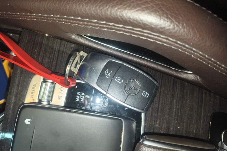 Used Mercedes-Benz GLE 2020 Restyled GLE 350 4MATIC Fashion Edition Vehicle Key