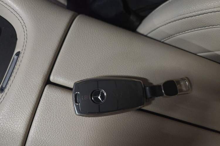 Used Mercedes-Benz GLE 2020 GLE 450 4MATIC Stylish Model Vehicle Key