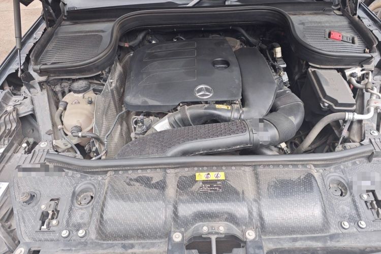 Used Mercedes-Benz GLE 2020 GLE 350 4MATIC Fashion Model Engine Bay