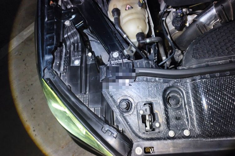 Used Mercedes-Benz GLE 2020 GLE 350 4MATIC Fashion Model Engine Bay Right