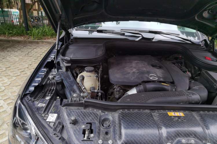Used Mercedes-Benz GLE 2020 GLE 350 4MATIC Dynamic Edition Engine Bay Right
