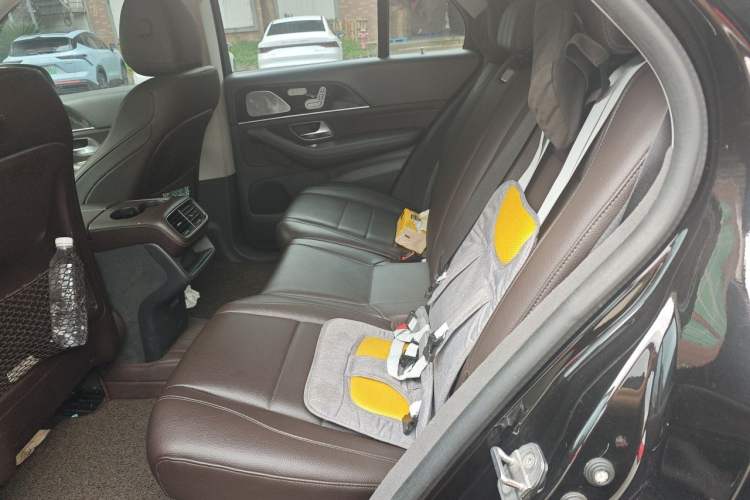 Used Mercedes-Benz GLE 2020 GLE 350 4MATIC Fashion Model Left Rear Seat