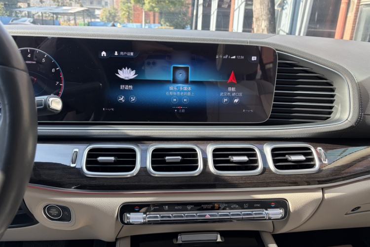 Used Mercedes-Benz GLE 2020 GLE 350 4MATIC Fashion Model Audio And AC Panel