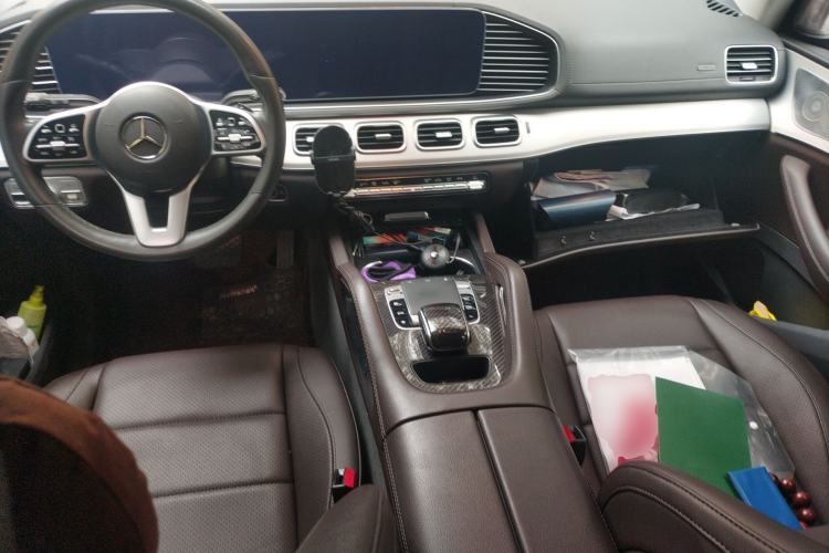 Used Mercedes-Benz GLE 2020 GLE 350 4MATIC Dynamic Edition Center Console