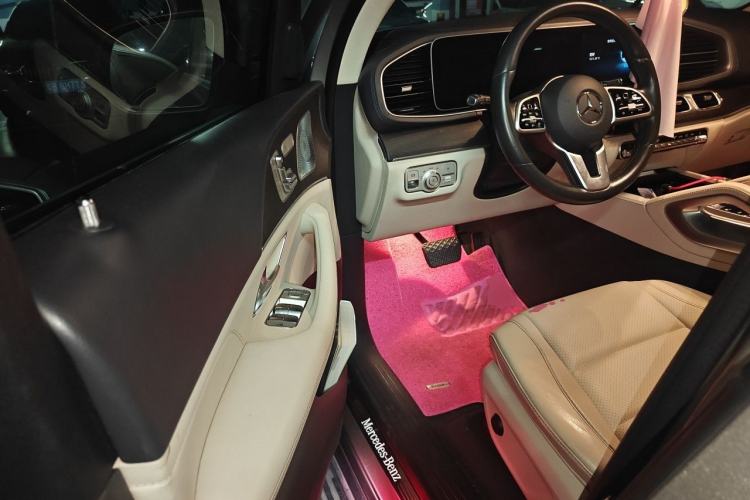 Used Mercedes-Benz GLE 2020 GLE 450 4MATIC Stylish Model Driver Seat