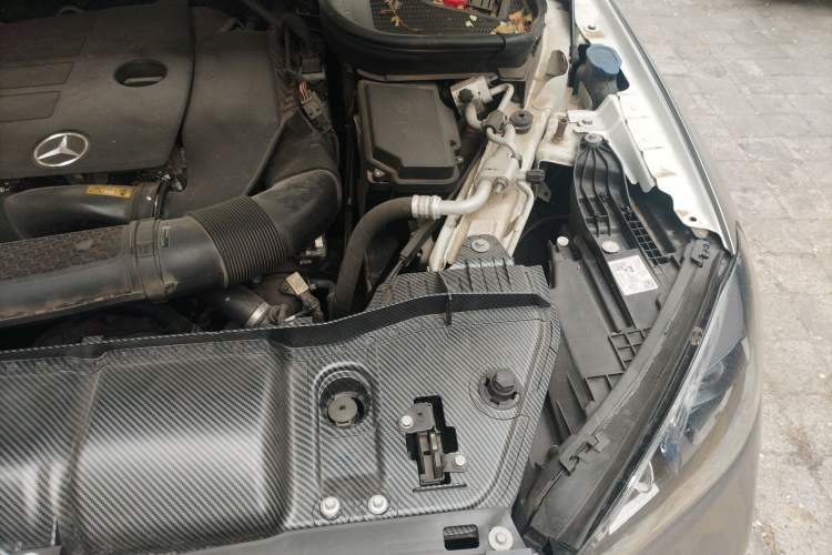 Used Mercedes-Benz GLE 2020 GLE 350 4MATIC Dynamic Edition Engine Bay Left