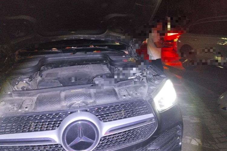 Used Mercedes-Benz GLE 2020 Facelifted GLE 450 4MATIC Stylish Edition Engine Bay Left