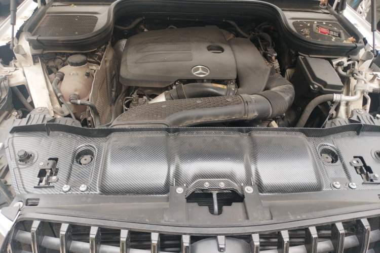 Used Mercedes-Benz GLE 2020 GLE 350 4MATIC Dynamic Edition Engine Bay