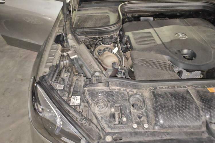 Used Mercedes-Benz GLE 2020 GLE 450 4MATIC Stylish Model Engine Bay Right