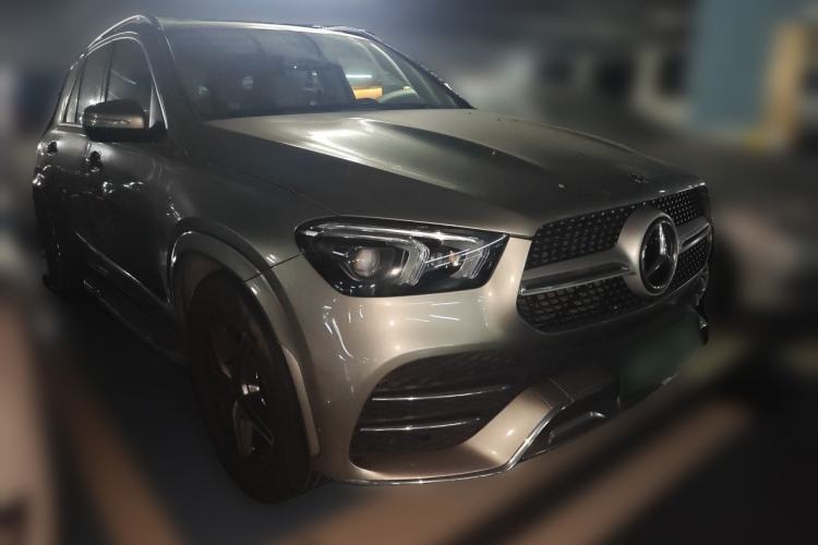 Used Mercedes-Benz GLE 2020 GLE 450 4MATIC Stylish Model Front Right 45 Deg
