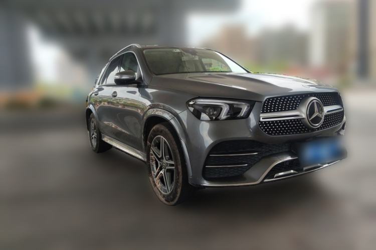 Used Mercedes-Benz GLE 2020 GLE 450 4MATIC Stylish Model Front Right 45 Deg