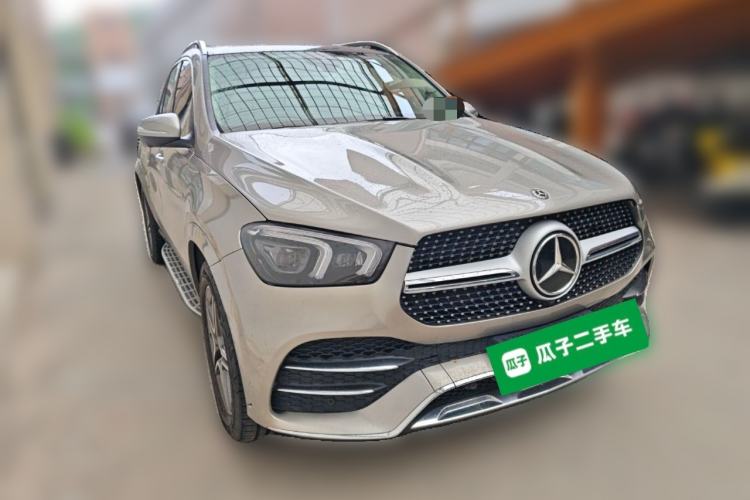 Used Mercedes-Benz GLE 2020 GLE 450 4MATIC Stylish Model Front Right 45 Deg