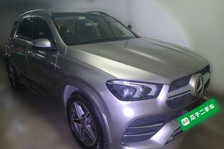 Used Mercedes-Benz GLE 2020 GLE 450 4MATIC Stylish Model Front Right 45 Deg