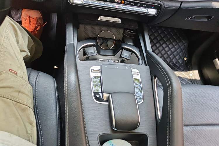 Used Mercedes-Benz GLE 2020 GLE 450 4MATIC Stylish Model Gear Lever