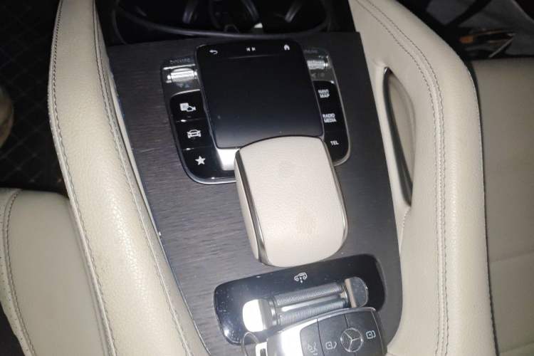 Used Mercedes-Benz GLE 2020 GLE 450 4MATIC Stylish Model Gear Lever