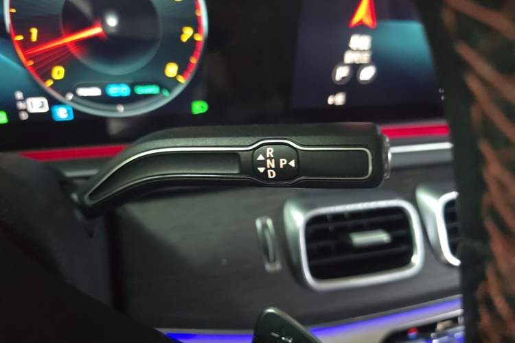 Used Mercedes-Benz GLE 2020 GLE 450 4MATIC Stylish Model Gear Lever