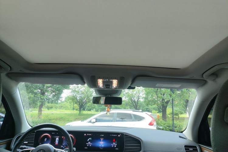 Used Mercedes-Benz GLE 2020 GLE 350 4MATIC Luxury Model Headliner
