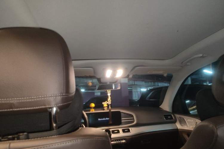 Used Mercedes-Benz GLE 2020 Restyled GLE 450 4MATIC Luxury Edition Headliner