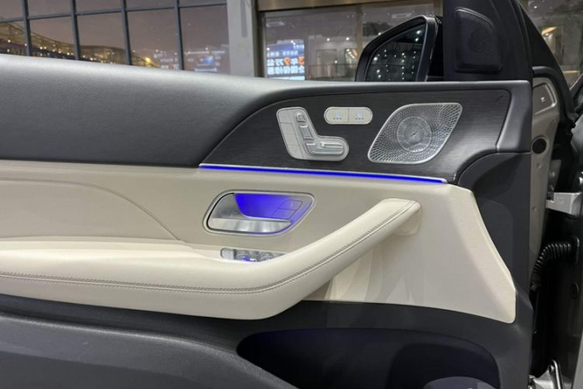 Used Mercedes-Benz GLE 2020 GLE 450 4MATIC Stylish Model Interior 15