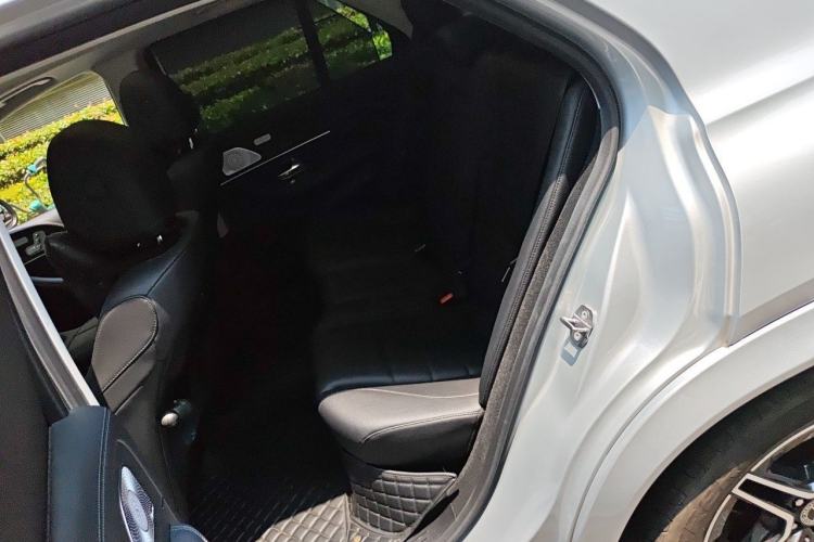 Used Mercedes-Benz GLE 2020 GLE 450 4MATIC Stylish Model Interior 4