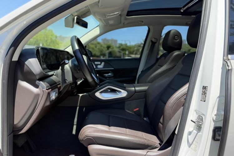Used Mercedes-Benz GLE 2020 GLE 450 4MATIC Stylish Model Interior 5