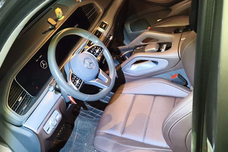 Used Mercedes-Benz GLE 2020 Restyled GLE 450 4MATIC Dynamic Edition Left Front Seat