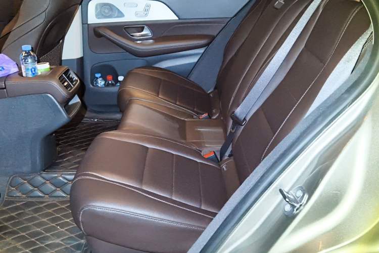 Used Mercedes-Benz GLE 2020 Restyled GLE 450 4MATIC Dynamic Edition Left Rear Seat