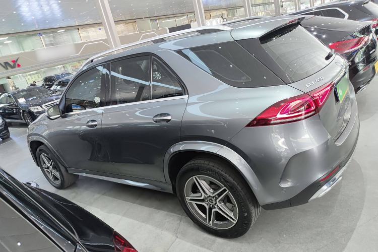 Used Mercedes-Benz GLE 2020 GLE 450 4MATIC Stylish Model Left Side