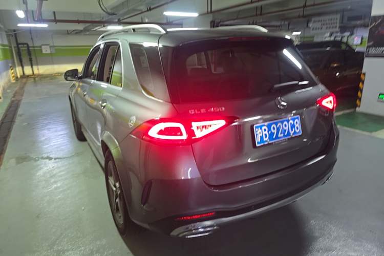 Used Mercedes-Benz GLE 2020 GLE 450 4MATIC Stylish Model Rear Left 45 Deg
